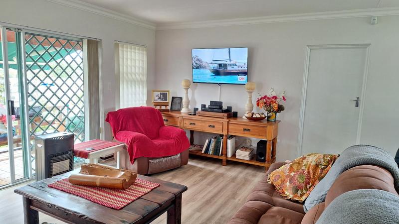 3 Bedroom Property for Sale in Fraaiuitsig Western Cape